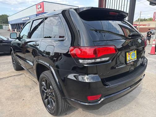 2018 Jeep Grand Cherokee Altitude