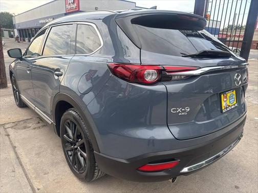 2023 Mazda CX-9 Carbon Edition