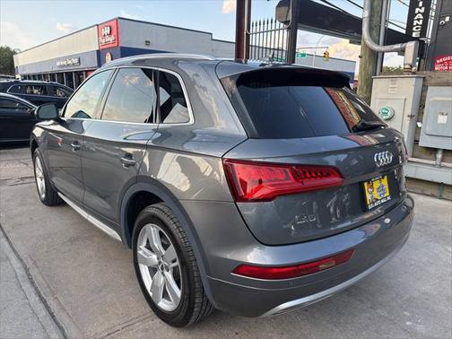 2018 Audi Q5 2.0T Summer of Audi Premium