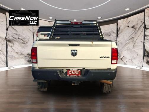 2018 RAM 2500 Tradesman Crew Cab 4x4 6'4' Box