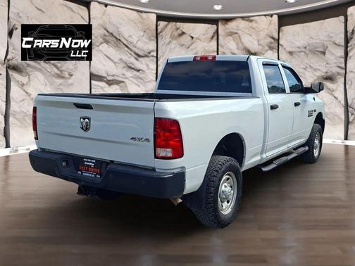 2017 RAM 2500 Tradesman Crew Cab 4x4 6'4' Box