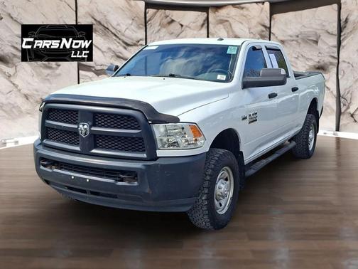 2017 RAM 2500 Tradesman Crew Cab 4x4 6'4' Box