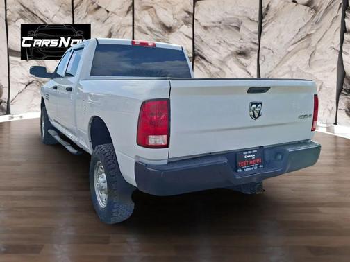 2017 RAM 2500 Tradesman Crew Cab 4x4 6'4' Box