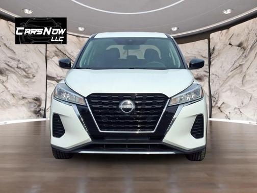 2022 Nissan Kicks S
