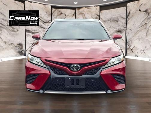 Red 2018 Toyota Camry XSE