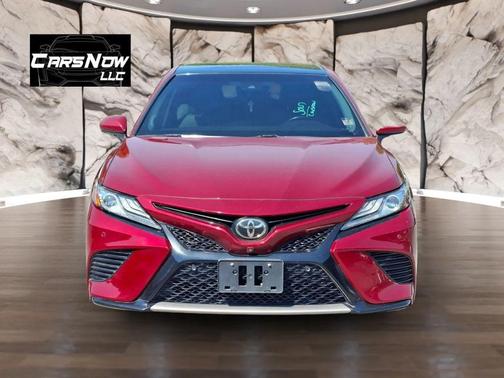 Red 2018 Toyota Camry XSE