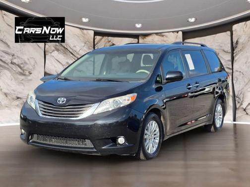 2013 Toyota Sienna XLE