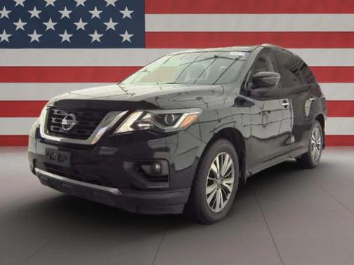 2019 Nissan Pathfinder SV
