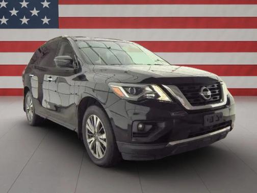 2019 Nissan Pathfinder SV