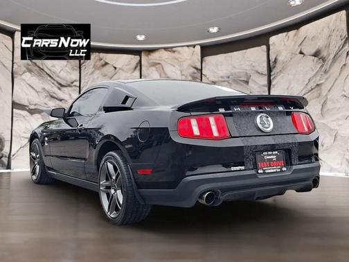 2010 Ford Shelby GT500 Base