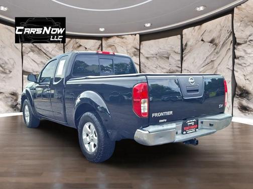 Black 2011 Nissan Frontier SV