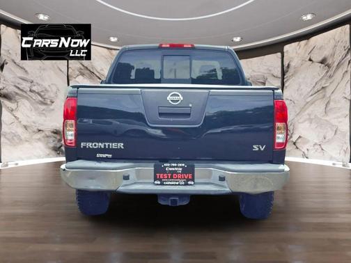 Black 2011 Nissan Frontier SV