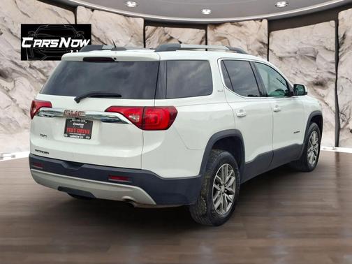 White 2017 GMC Acadia SLE-2