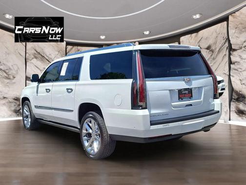 White 2019 Cadillac Escalade ESV Sport Platinum