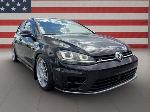 2017 Volkswagen Golf R 2.0T DSG