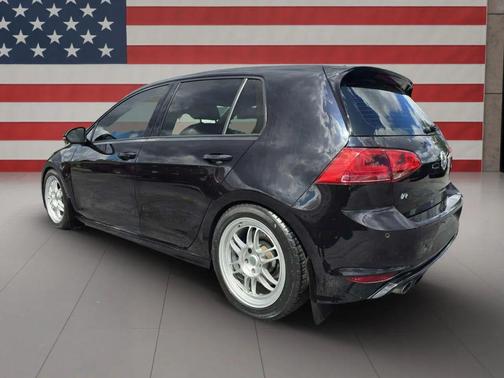 2017 Volkswagen Golf R 2.0T DSG