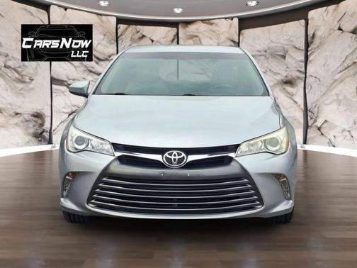 2016 Toyota Camry XLE