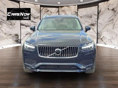 2021 Volvo XC90 T5 Momentum