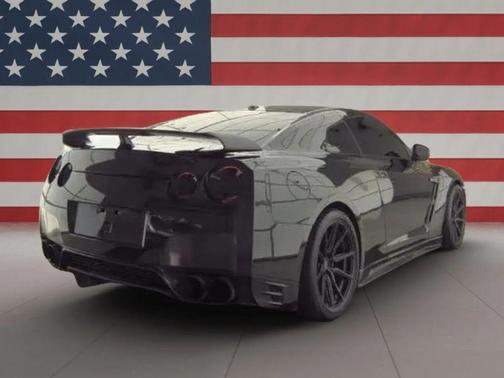 2015 Nissan GT-R Black Edition