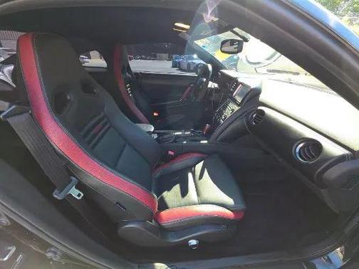 2015 Nissan GT-R Black Edition