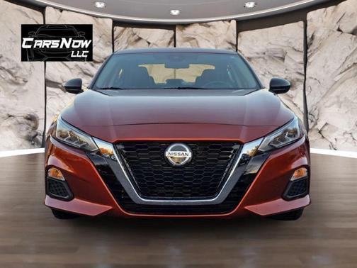 2022 Nissan Altima SR FWD