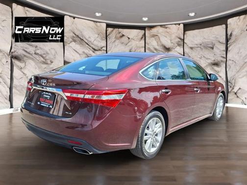 Burgundy 2014 Toyota Avalon XLE Premium