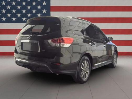 2016 Nissan Pathfinder SL