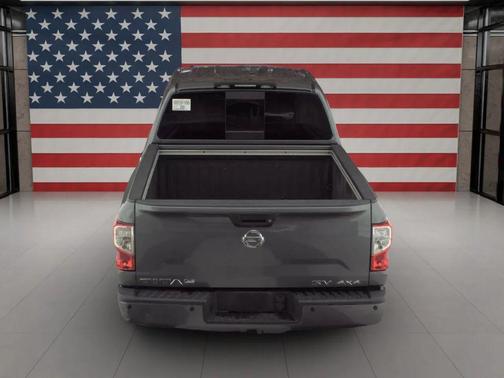 2019 Nissan Titan SV