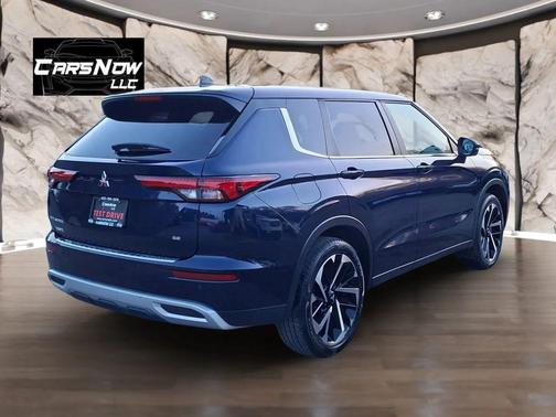 2024 Mitsubishi Outlander SE