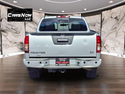 Silver 2021 Nissan Frontier SV