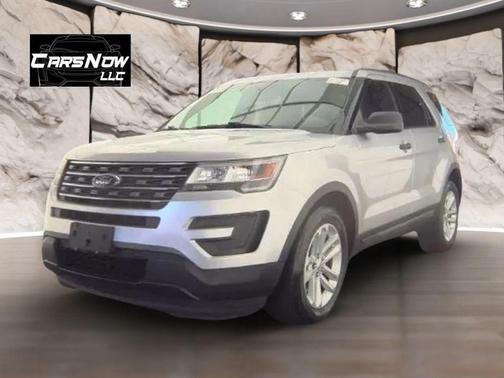 Silver 2017 Ford Explorer sport