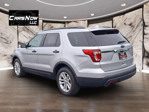 Silver 2017 Ford Explorer sport