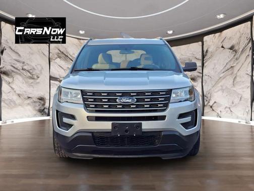 Silver 2017 Ford Explorer sport