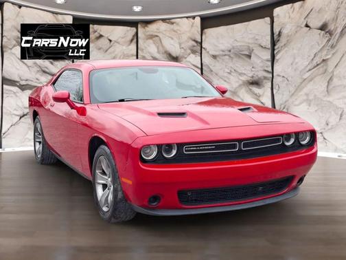 2015 Dodge Challenger SXT