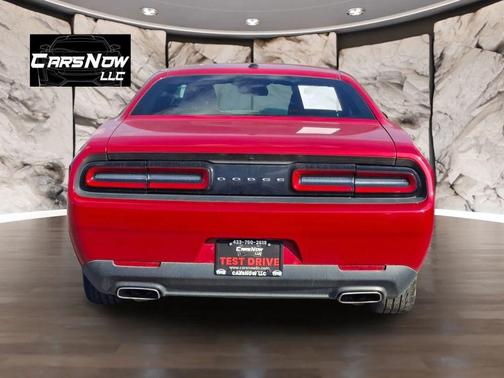 2015 Dodge Challenger SXT