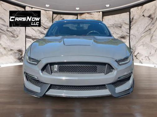 2018 Ford Shelby GT350 Base
