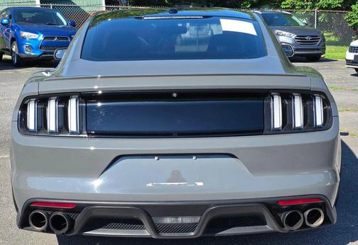 2018 Ford Shelby GT350 Base