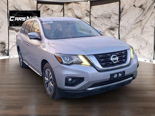 2019 Nissan Pathfinder SL