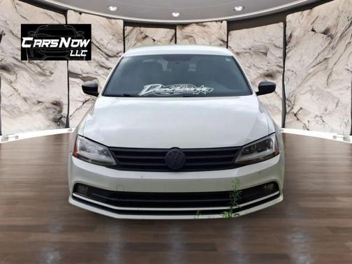 White 2016 Volkswagen Jetta 1.8T Sport