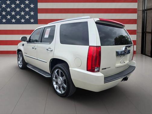 2011 Cadillac Escalade Sport