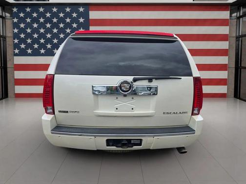 2011 Cadillac Escalade Sport