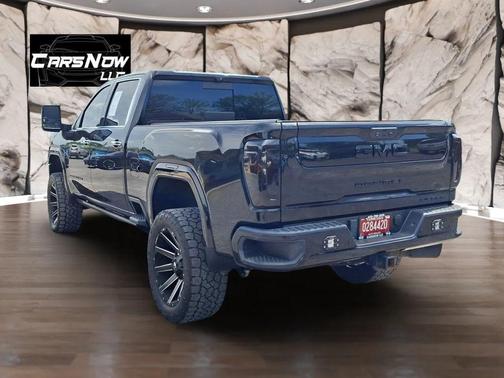 Black 2021 GMC Sierra 2500 Denali