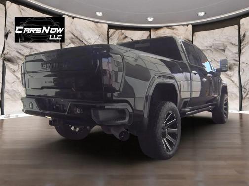 Black 2021 GMC Sierra 2500 Denali