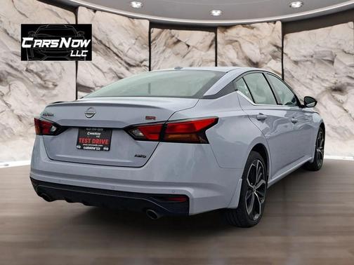 2025 Nissan Altima SR AWD