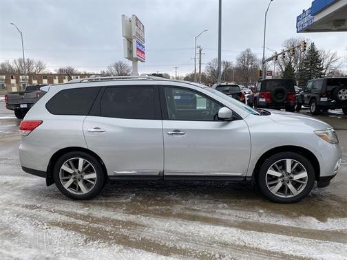 2015 Nissan Pathfinder Platinum