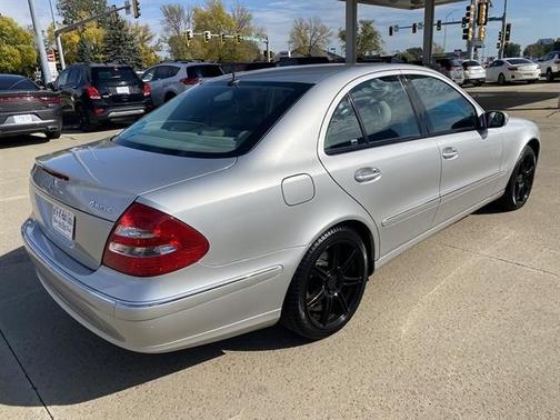 2005 Mercedes-Benz E-Class E 320 4MATIC