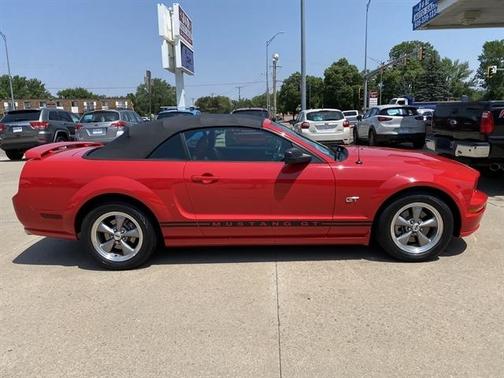 2006 Ford Mustang GT Premium