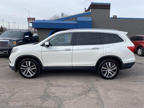 2017 Honda Pilot Elite