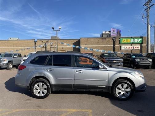 2012 Subaru Outback 2.5i Premium