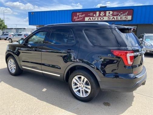Shadow Black 2018 Ford Explorer XLT